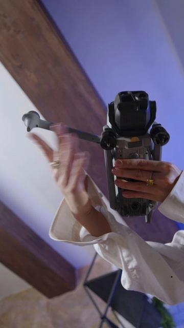 ASMR-распаковка DJI Matrice 4T