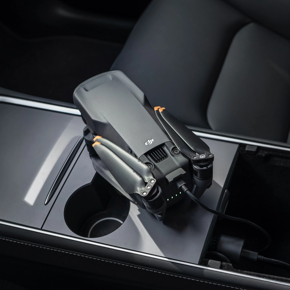 DJI 65W Car Charger